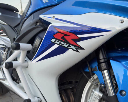 Синій Сузукі GSX-R 600, об'ємом двигуна 0.6 л та пробігом 23 тис. км за 10000 $, фото 14 на Automoto.ua