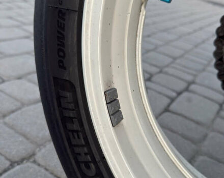 Синій Сузукі GSX-R 600, об'ємом двигуна 0.6 л та пробігом 23 тис. км за 10000 $, фото 16 на Automoto.ua