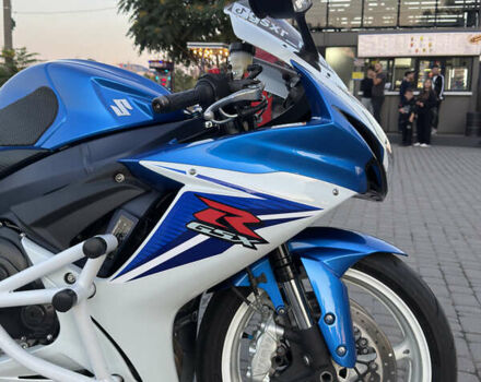 Синій Сузукі GSX-R 600, об'ємом двигуна 0.6 л та пробігом 23 тис. км за 10000 $, фото 1 на Automoto.ua