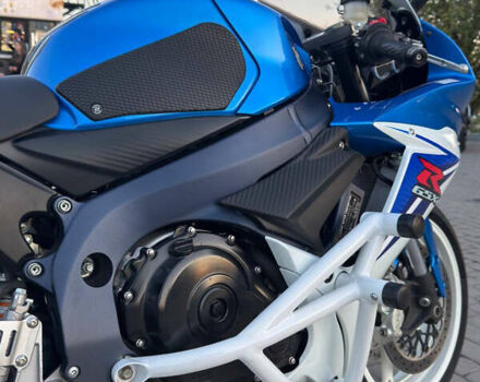Синий Сузуки GSX-R 600, объемом двигателя 0.6 л и пробегом 23 тыс. км за 10000 $, фото 2 на Automoto.ua