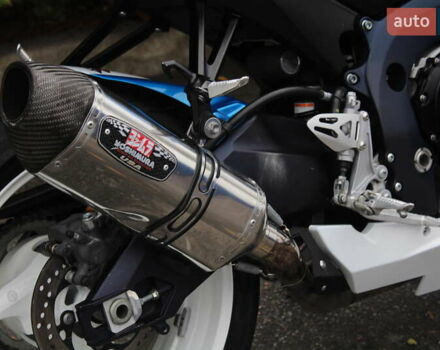 Синий Сузуки GSX-R 600, объемом двигателя 0.6 л и пробегом 23 тыс. км за 7900 $, фото 8 на Automoto.ua