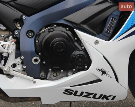 Синий Сузуки GSX-R 600, объемом двигателя 0.6 л и пробегом 23 тыс. км за 7900 $, фото 7 на Automoto.ua