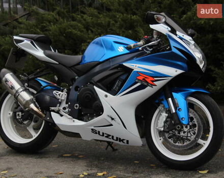 Синий Сузуки GSX-R 600, объемом двигателя 0.6 л и пробегом 23 тыс. км за 7900 $, фото 2 на Automoto.ua