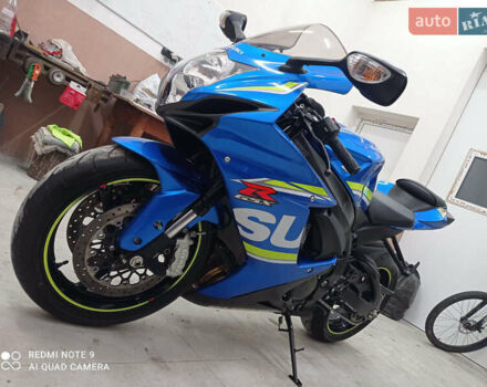 Синий Сузуки GSX-R 600, объемом двигателя 0.6 л и пробегом 3 тыс. км за 11000 $, фото 3 на Automoto.ua