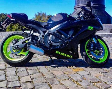 Черный Сузуки GSX-R 750, объемом двигателя 0.75 л и пробегом 40 тыс. км за 6600 $, фото 4 на Automoto.ua