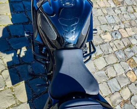 Черный Сузуки GSX-R 750, объемом двигателя 0.75 л и пробегом 40 тыс. км за 6600 $, фото 6 на Automoto.ua