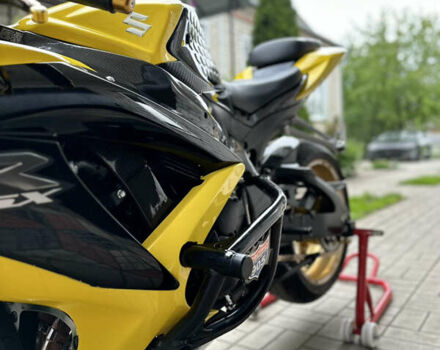 Чорний Сузукі GSX-R 750, об'ємом двигуна 0.75 л та пробігом 28 тис. км за 7900 $, фото 13 на Automoto.ua