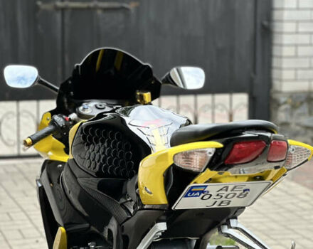 Чорний Сузукі GSX-R 750, об'ємом двигуна 0.75 л та пробігом 28 тис. км за 7900 $, фото 5 на Automoto.ua