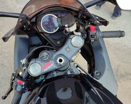 Черный Сузуки GSX-R 750, объемом двигателя 0.75 л и пробегом 3 тыс. км за 10499 $, фото 2 на Automoto.ua