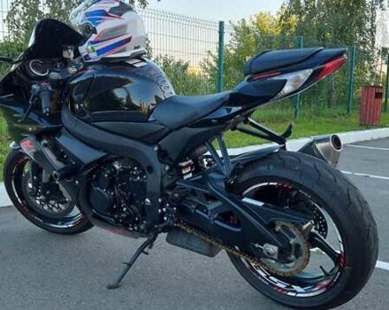 Чорний Сузукі GSX-R 750, об'ємом двигуна 0 л та пробігом 5 тис. км за 9500 $, фото 5 на Automoto.ua