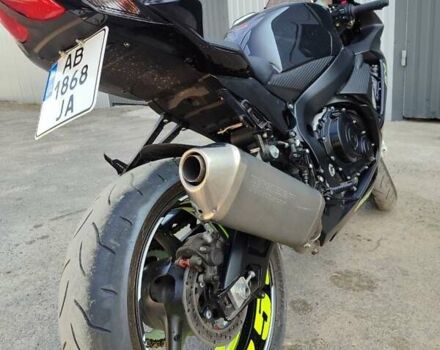 Черный Сузуки GSX-R 750, объемом двигателя 0.75 л и пробегом 3 тыс. км за 10499 $, фото 5 на Automoto.ua