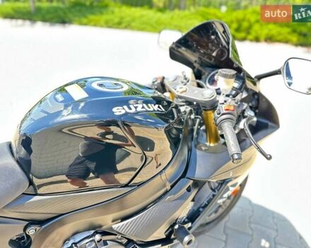 Черный Сузуки GSX-R 750, объемом двигателя 0 л и пробегом 2 тыс. км за 13800 $, фото 11 на Automoto.ua