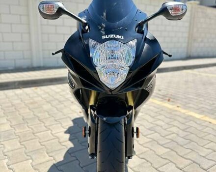 Черный Сузуки GSX-R 750, объемом двигателя 0 л и пробегом 2 тыс. км за 13800 $, фото 7 на Automoto.ua