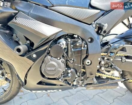 Черный Сузуки GSX-R 750, объемом двигателя 0 л и пробегом 2 тыс. км за 13800 $, фото 17 на Automoto.ua