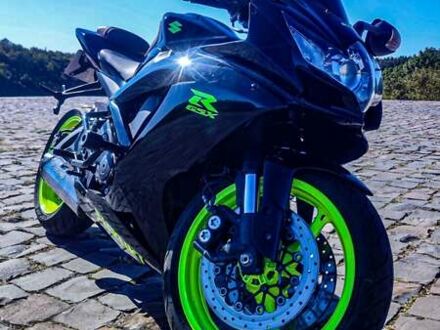 Сузуки GSX-R 750 2008 в Житомире на Automoto.ua Черный Сузуки GSX-R 750, объемом двигателя 0.75 л и пробегом 40 тыс. км за 6600 $, фото 1 на Automoto.ua