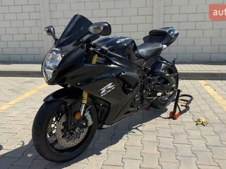 Сузуки GSX-R 750 2024 в Одессе на Automoto.ua Черный Сузуки GSX-R 750, объемом двигателя 0 л и пробегом 2 тыс. км за 13800 $, фото 1 на Automoto.ua