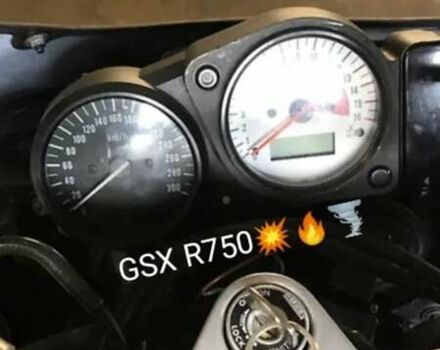 Сузуки GSX-R 750, объемом двигателя 0.75 л и пробегом 47 тыс. км за 1800 $, фото 1 на Automoto.ua