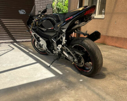 Сузуки GSX-R 750, объемом двигателя 0.75 л и пробегом 26 тыс. км за 4600 $, фото 2 на Automoto.ua