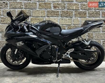 Сузуки GSX-R 750, объемом двигателя 0 л и пробегом 42 тыс. км за 7300 $, фото 2 на Automoto.ua