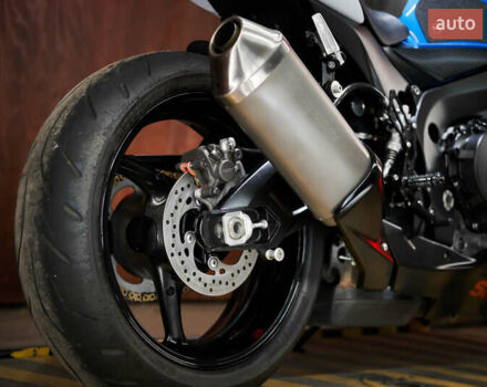 Сузуки GSX-R 750, объемом двигателя 0.75 л и пробегом 14 тыс. км за 11000 $, фото 13 на Automoto.ua