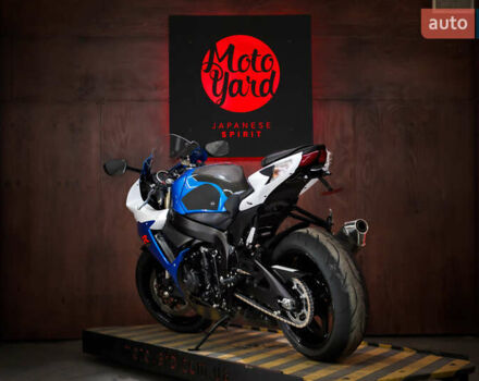 Сузуки GSX-R 750, объемом двигателя 0.75 л и пробегом 14 тыс. км за 11000 $, фото 1 на Automoto.ua