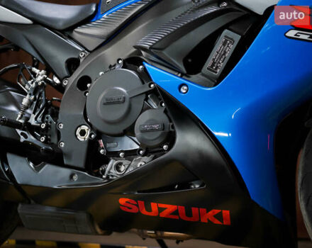 Сузуки GSX-R 750, объемом двигателя 0.75 л и пробегом 14 тыс. км за 11000 $, фото 9 на Automoto.ua