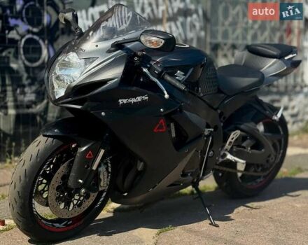 Сузуки GSX-R 750, объемом двигателя 0 л и пробегом 24 тыс. км за 8000 $, фото 2 на Automoto.ua