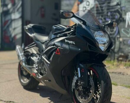 Сузуки GSX-R 750, объемом двигателя 0 л и пробегом 24 тыс. км за 8000 $, фото 4 на Automoto.ua