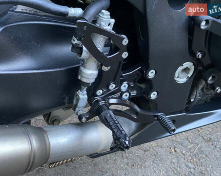 Сузуки GSX-R 750, объемом двигателя 0 л и пробегом 22 тыс. км за 12300 $, фото 19 на Automoto.ua