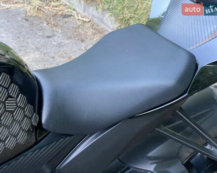 Сузуки GSX-R 750, объемом двигателя 0 л и пробегом 22 тыс. км за 12300 $, фото 17 на Automoto.ua