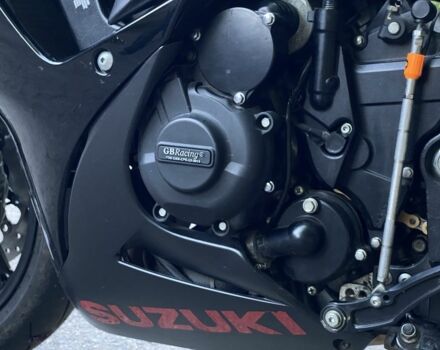 Сузуки GSX-R 750, объемом двигателя 0.75 л и пробегом 0 тыс. км за 11900 $, фото 13 на Automoto.ua