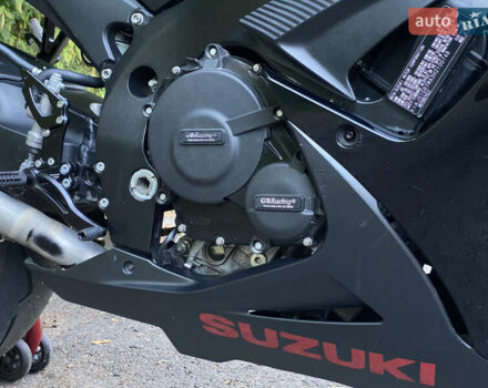 Сузуки GSX-R 750, объемом двигателя 0 л и пробегом 22 тыс. км за 12300 $, фото 18 на Automoto.ua