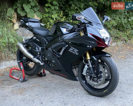Сузуки GSX-R 750, объемом двигателя 0 л и пробегом 22 тыс. км за 12300 $, фото 1 на Automoto.ua