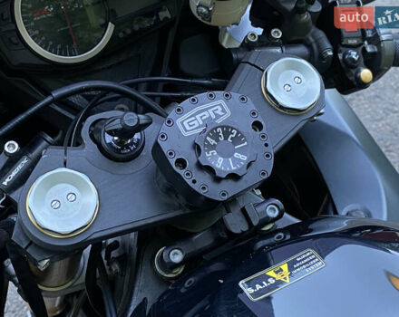 Сузуки GSX-R 750, объемом двигателя 0 л и пробегом 22 тыс. км за 12300 $, фото 14 на Automoto.ua
