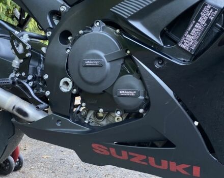 Сузуки GSX-R 750, объемом двигателя 0.75 л и пробегом 0 тыс. км за 11900 $, фото 12 на Automoto.ua