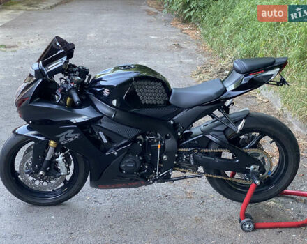 Сузуки GSX-R 750, объемом двигателя 0 л и пробегом 22 тыс. км за 12300 $, фото 6 на Automoto.ua