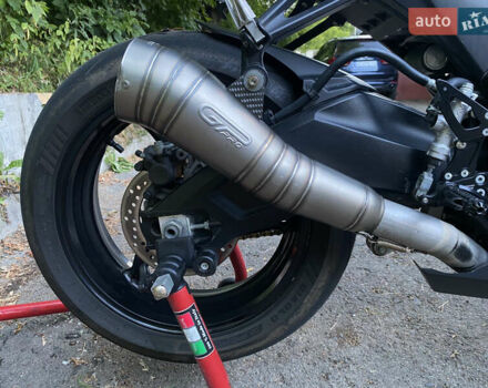 Сузуки GSX-R 750, объемом двигателя 0 л и пробегом 22 тыс. км за 12300 $, фото 20 на Automoto.ua