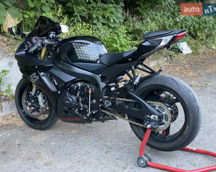 Сузуки GSX-R 750, объемом двигателя 0 л и пробегом 22 тыс. км за 12300 $, фото 26 на Automoto.ua