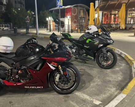 Сузуки GSX-R 750, объемом двигателя 0.75 л и пробегом 0 тыс. км за 10000 $, фото 5 на Automoto.ua