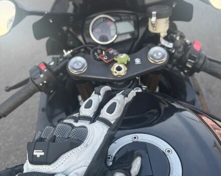 Сузуки GSX-R 750, объемом двигателя 0.75 л и пробегом 0 тыс. км за 10000 $, фото 12 на Automoto.ua
