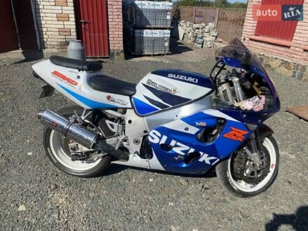 Сузуки GSX-R 750 1998 в Луцке на Automoto.ua Сузуки GSX-R 750, объемом двигателя 0.75 л и пробегом 47 тыс. км за 1800 $, фото 1 на Automoto.ua