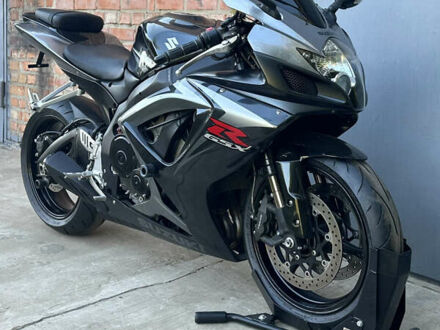 Сузукі GSX-R 750, об'ємом двигуна 0 л та пробігом 25 тис. км за 9000 $, фото 1 на Automoto.ua