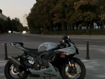 Сузукі GSX-R 750, об'ємом двигуна 0.75 л та пробігом 1 тис. км за 14800 $, фото 1 на Automoto.ua