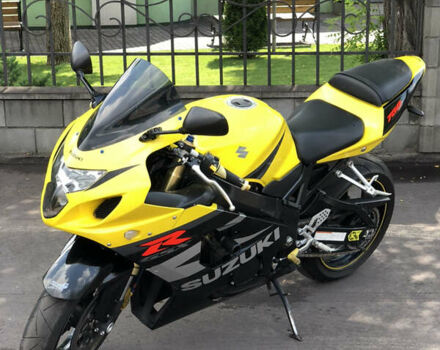 Желтый Сузуки GSX-R 750, объемом двигателя 0.75 л и пробегом 44 тыс. км за 6500 $, фото 1 на Automoto.ua