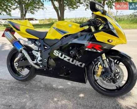 Желтый Сузуки GSX-R 750, объемом двигателя 0 л и пробегом 19 тыс. км за 7700 $, фото 5 на Automoto.ua