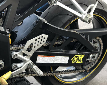 Желтый Сузуки GSX-R 750, объемом двигателя 0.75 л и пробегом 44 тыс. км за 6500 $, фото 12 на Automoto.ua