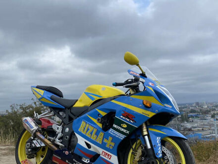 Сузуки GSX-R 750 2004 в Киеве на Automoto.ua Желтый Сузуки GSX-R 750, объемом двигателя 0.75 л и пробегом 46 тыс. км за 6700 $, фото 1 на Automoto.ua