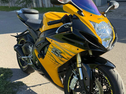 Жовтий Сузукі GSX-R 750, об'ємом двигуна 0.75 л та пробігом 21 тис. км за 9000 $, фото 1 на Automoto.ua
