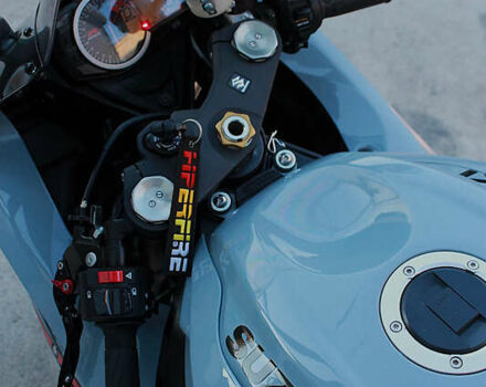 Серый Сузуки GSX-R 750, объемом двигателя 0 л и пробегом 1 тыс. км за 13200 $, фото 4 на Automoto.ua