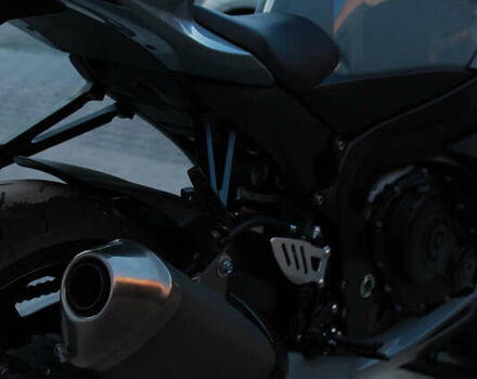 Серый Сузуки GSX-R 750, объемом двигателя 0 л и пробегом 1 тыс. км за 13200 $, фото 18 на Automoto.ua